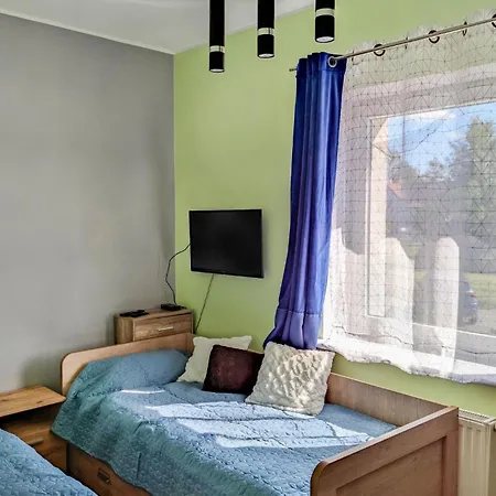 1 Bedroom Stunning In * Nowe Warpno